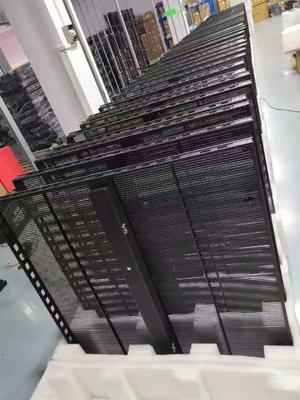 Tela LED de vidro transparente de alta resolução e leve com amplo ângulo de visão