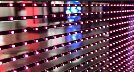 Tela LED de vidro 75% transparente com longa vida útil