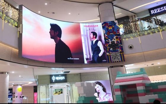 Display LED de coluna flexível com ROHS para publicidade em lojas de varejo da China