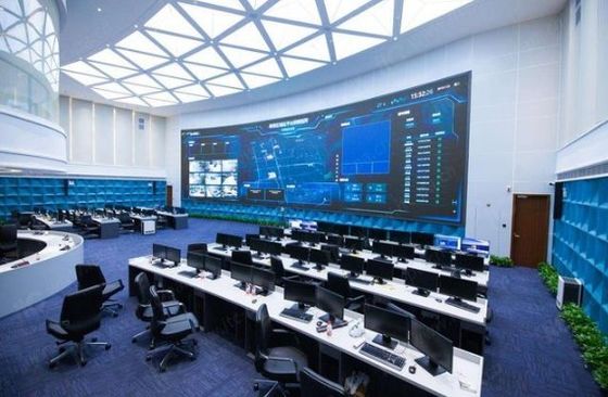 Alugado interno de SMD1010 P1.25mm curvado conduziu a exposição RGB para Control Center