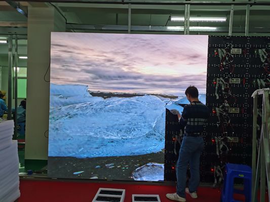 P1.538 Parede de vídeo LED curvado RGB Indoor Full Color LED Display 3840Hz