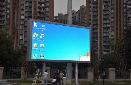 O brilho alto de cor IP65 completa conduziu a tela de exposição P5mm 960*960mm