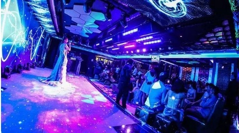 O concerto ilumina-se acima dos salões de baile conduzidos almofada Novastar 14bits 264V