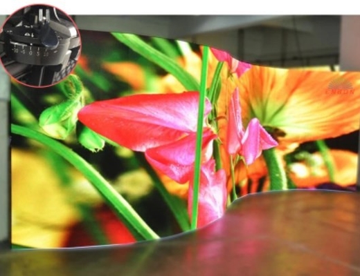 A exposição de diodo emissor de luz macia interna de HD P2.5 SMD curvou o módulo flexível conduzido interno
