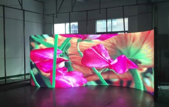 Fácil instalação,durável P3.91 Indoor/Outdoor LED Screen Stage Background Curve LED Displays